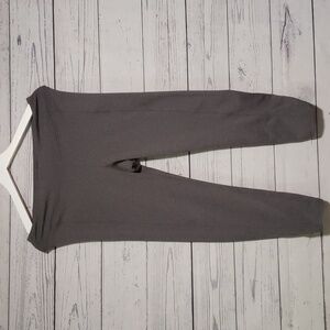 Alo yoga capri leggings